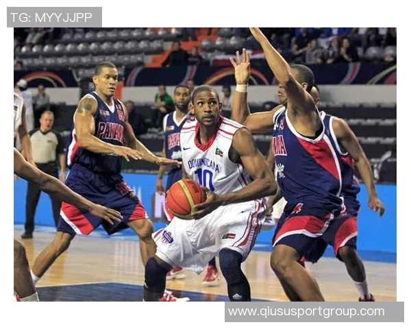 李凯尔随时可为中国男篮出战唐斯与克拉克森的启示